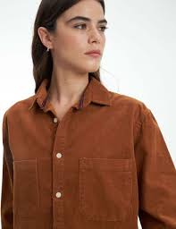 Camisas y blusas para mujer — Uniform & Co.