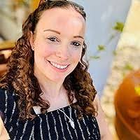 Nikki Donovan's Instagram, Twitter & Facebook