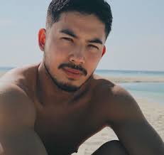 Tony labrusca 5 days ago. Influencer Tony Labrusca Sets The Record Straight About His Sexuality Queerty