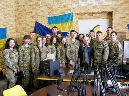 Журналисты и работники периодической печати отмечают свой мировой, профессиональный праздник 13 января. Geroi S Kamerami Den Voennogo Zhurnalista Ukrainy Foto Video Novosti