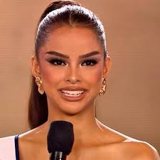 PILIPINAS, we're almost there — one step closer to the crown! Our Miss  Philippines Supranational 2025, Tarah Valencia, secures a spot in the TOP  5! 🇵🇭✨ Let's keep the support strong as