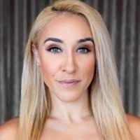 Dana Egan's Instagram, Twitter & Facebook