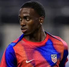 TimothyWeah starts for USA in their...
