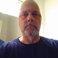 Dwight Tomlinson's Instagram, Twitter & Facebook