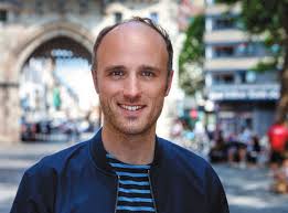 Hass und Hetze gegen LSBTI wirksam bekämpfen“ „Liebe gewinnt” Aktionstag  gegen katholische Kirche Unser Jendrik singt