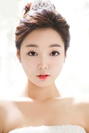 Cô gái bị nghi "yêu đồng tính" Park Shin Hye là ai?