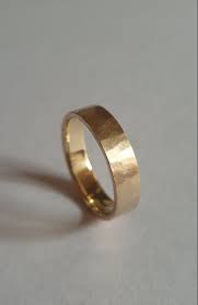 Men S Hammered Gold Wedding Band Handmade In Sheffield Hammered Gold Wedding Band Platinum Wedding Rings Sets Gents Wedding Rings