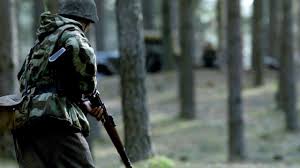 Dünya savaşı'nı konu alan alman yapım bir mini dizi. Unsere Mutter Unsere Vater Generation War Ost Fabian Romer Youtube