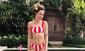 Maybe you would like to learn more about one of these? Nadya Dorofeeva Pokazala Intimnuyu Tatuirovku V Bikini A Poklonniki Raskritikovali Ee Figuru Wmj Ru