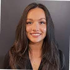 Katherine Kingsbury's Instagram, Twitter & Facebook