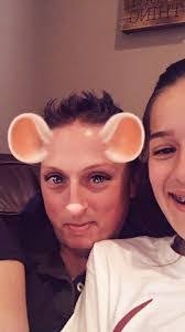 Nikki Ault's Instagram, Twitter & Facebook