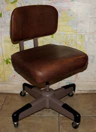 Hon Industrial Tanker Vintage Office Chair Vinyl By Vintagead 199 99 Sedia Ufficio Design Tappezzeria Design Industriale