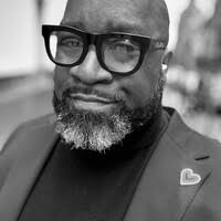 30+ "Lorío" profiles