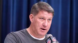 Buccaneers GM Jason Licht ready to make draft selections the old-fashioned  way