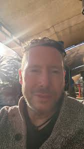 Love getting lost in new places and finding pieces of the world I didn’t  know I was missing🌊🌅