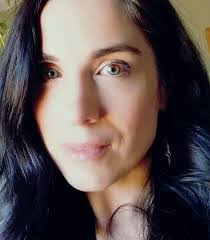 Ann Easter's Instagram, Twitter & Facebook