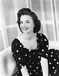 Feb 01, 2018 · natalie wood was an actress who starred in 'rebel without a cause' and 'west side story.' she died tragically, drowning during a boating trip in 1981. Natalie Wood Warner Bros Entertainment Wiki Fandom