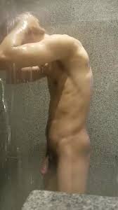 厕所偷怕直男帅哥- ThisVid.com