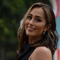 30+ perfiles de «Veronica Jauregui»