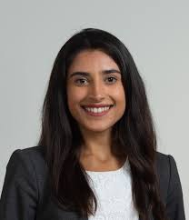 Andrea Mares's Instagram, Twitter & Facebook