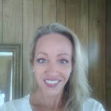 Jennifer Kleber's Instagram, Twitter & Facebook