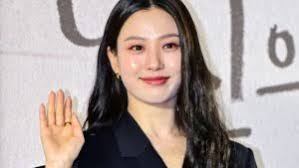 Becky Su's Instagram, Twitter & Facebook