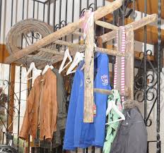 Eine Alte Leiter Als Garderobe Alte Leiter Diy Kleiderschrank Garderobe Selber Bauen