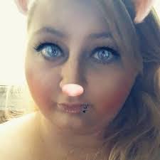 Shelby Bostick's Instagram, Twitter & Facebook