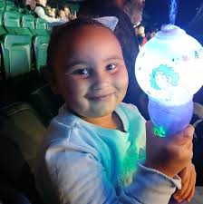 Pedicure and manicure services with sterilized tools for one client?