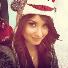 Demi, un nombre, MIL Sentimientos.