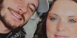 Kara Burton's Instagram, Twitter & Facebook