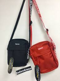 J'étais resté bloqué avec l'idée que » nos contradicteurs » était un c.o.d >.< Supreme Shoulder Bag Ss18 Original The Art Of Mike Mignola