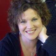 Lori Bearden's Instagram, Twitter & Facebook