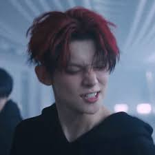 ୨୧ (๑>⤙<๑) ˚𖦹₊ ⊹