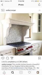 accent tile kitchen