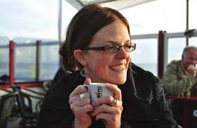 MAGAZINE AND ANNUAL REPORT