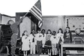 I pledge allegiance to the flag of the united states of america. How The Pledge Of Allegiance Went From Pr Gimmick To Patriotic Vow History Smithsonian Magazine