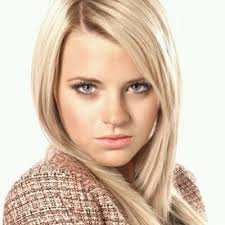 Hetti Bywater (@Hetti_fc)