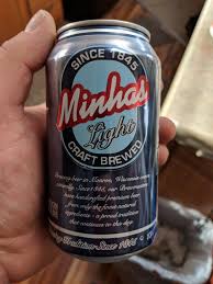 Minhas Light Craft Brewed Beer Made In Monroe Wisconsin Union Made It S Ok Very Low Alcohol Content Craft Brewing Beer Brewing Brewing
