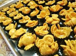 Anda juga boleh menggunakan pemanggang ajaib untuk membakar. Resepi Mudah Dan Sedap Cornflakes Madu Sayidahnapisahdotcom