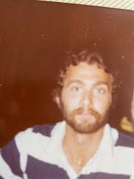 Lived in Hicog 1970-1973. Hung out with cathy adgar, Ginny Schwartz, brian  fox, mark delman, patty donovan, Kathy wenniger, tim pschirer, beth stahl,  kurt Newman, Jeff pschirer, joe normile, deena haws, mike