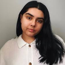 Amanda Leon's Instagram, Twitter & Facebook