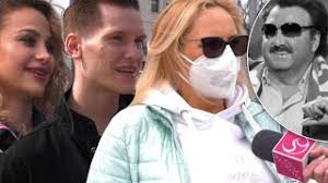 He was previously married to halina zytkowiak and grazyna adamus. Krawczyk Zostawil Wiadomosc Dla Syna Na Sekretarce Popularne