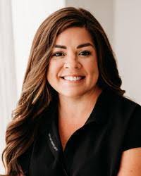 Lacey Freeman's Instagram, Twitter & Facebook