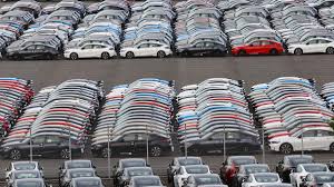 Vivian's tantalizing presence-a great condition after the pop