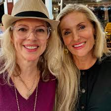 My very first book event is in the books! Thank you to everyone who braved  LA traffic to join me at Diesel, a bookstore to hear about my new novel  ❄️RUNNING COLD!