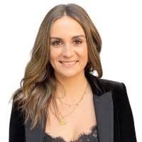 600+ "Larissa" profiles