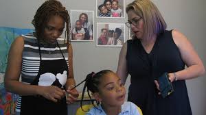 Very professional and excellent service. A New Oak Park Salon Wants Customers To Look Good It S Also A Nonprofit That Educates Biracial Families On Hair Care Chicago Tribune