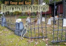 I wish you just take about incredible ways decorate your fence, you'll find info on this particular site that we've gathered from various internet sites. 44 Halloween Fence Ideas Halloween Fence Halloween Props Halloween Graveyard