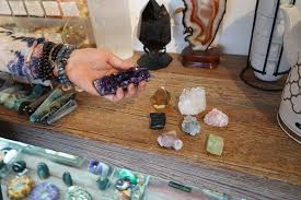 How to choose the right crystal for your intentions. How To Set Intentions Using Healing Crystals